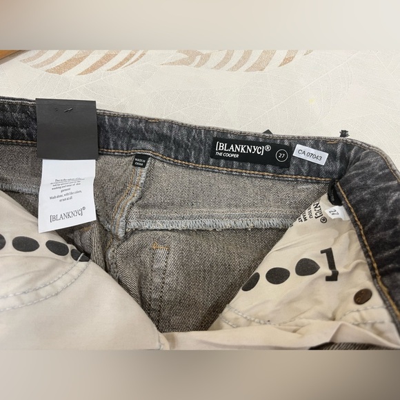 Blank NYC Gray Straight Leg Jeans with White Stripe - Picture 2 of 7